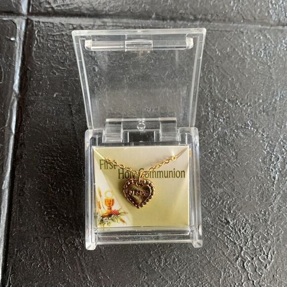 Vintage First Holy Communion Jesus Necklace, in Gold tone, Unmarked, In BOX - Picture 1 of 3